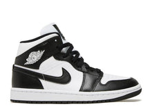 Cargar imagen en el visor de la galería, Jordan 1 Mid Panda (Women's)