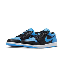 Cargar imagen en el visor de la galería, Jordan 1 Low Black University Blue