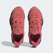 Cargar imagen en el visor de la galería, Ozweego 'Glory Red Carbon'