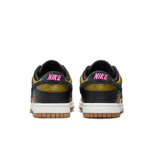 Cargar imagen en el visor de la galería, Nike Dunk Low Día De Muertos (Women's)