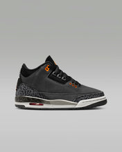 Cargar imagen en el visor de la galería, Jordan 3 Retro Fear (GS)