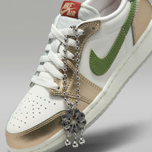 Cargar imagen en el visor de la galería, AIR JORDAN 1 LOW OG “CHINESE NEW YEAR” GS