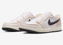 Cargar imagen en el visor de la galería, AIR JORDAN 1 LOW OG “COCONUT MILK”