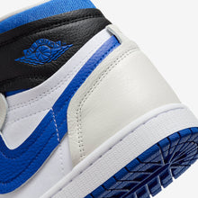 Cargar imagen en el visor de la galería, WMNS Air Jordan 1 MM High “Royal Toe”