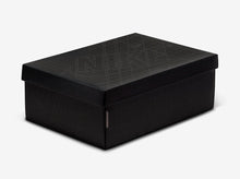 Cargar imagen en el visor de la galería, WMNS Air Jordan 1 MM High “Royal Toe”