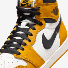 Cargar imagen en el visor de la galería, AIR JORDAN 1 HIGH OG “YELLOW OCHRE”