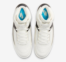 Cargar imagen en el visor de la galería, WOMEN’S AIR JORDAN 2 “SAIL/BLACK”