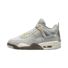 Cargar imagen en el visor de la galería, Jordan 4 Retro SE Craft Photon Dust (GS)