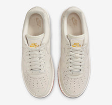 Cargar imagen en el visor de la galería, WMNS NIKE AIR FORCE 1 LOW “PHANTOM CROC”