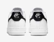 Cargar imagen en el visor de la galería, WMNS NIKE AIR FORCE 1 LOW