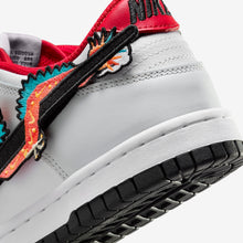 Cargar imagen en el visor de la galería, NIKE DUNK LOW GS “YEAR OF THE DRAGON”