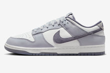 Cargar imagen en el visor de la galería, NIKE DUNK LOW “LIGHT CARBON”