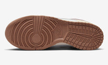 Cargar imagen en el visor de la galería, NIKE DUNK LOW NEXT NATURE