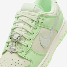 Cargar imagen en el visor de la galería, NIKE DUNK LOW NEXT NATURE “SEA GLASS”