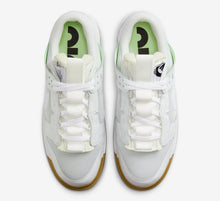 Cargar imagen en el visor de la galería, NIKE DUNK LOW REMASTERED “WHITE GUM”