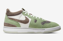 Cargar imagen en el visor de la galería, NIKE MAC ATTACK “OIL GREEN”