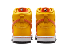 Cargar imagen en el visor de la galería, NIKE SB DUNK HIGH “SWEET TOOTH”