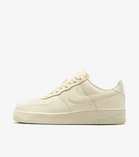 Cargar imagen en el visor de la galería, Nike Air Force 1 Low Fresh “Coconut Milk“