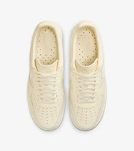 Cargar imagen en el visor de la galería, Nike Air Force 1 Low Fresh “Coconut Milk“