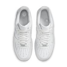 Cargar imagen en el visor de la galería, WMNS Nike Air Force 1 '07