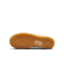 Cargar imagen en el visor de la galería, Nike Air Force 1 SE