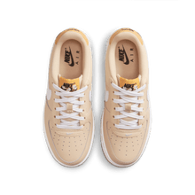 Cargar imagen en el visor de la galería, Nike Air Force 1 SE