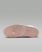 Cargar imagen en el visor de la galería, WMNS Air Jordan 1 Mid SE