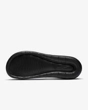 Cargar imagen en el visor de la galería, Nike Victori One