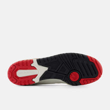 Cargar imagen en el visor de la galería, NEW BALANCE 550