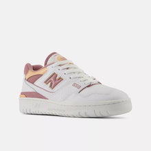 Cargar imagen en el visor de la galería, WMNS NEW BALANCE 550