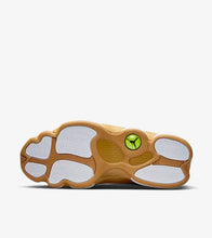 Cargar imagen en el visor de la galería, Jordan 13 Retro Wheat