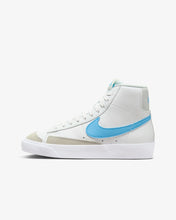 Cargar imagen en el visor de la galería, Nike Blazer Mid '77 GS