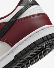 Cargar imagen en el visor de la galería, Nike Dunk Low GS