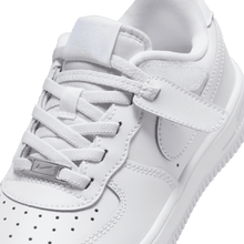 Cargar imagen en el visor de la galería, Nike Force 1 Low EasyOn