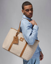 Cargar imagen en el visor de la galería, Jordan Monogram