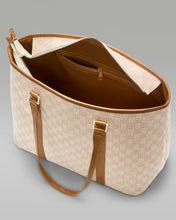 Cargar imagen en el visor de la galería, Jordan Monogram