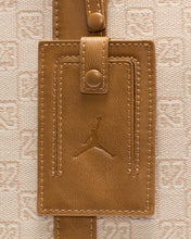 Cargar imagen en el visor de la galería, Jordan Monogram