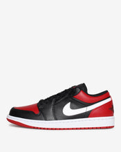 Cargar imagen en el visor de la galería, Jordan 1 Low Alternate Bred Toe