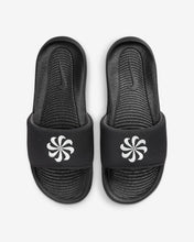 Cargar imagen en el visor de la galería, Nike Victori One Next Nature