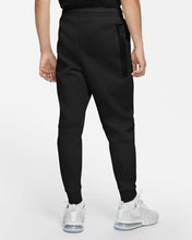 Cargar imagen en el visor de la galería, Nike Sportswear Tech Fleece Men's Joggers
