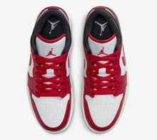 Cargar imagen en el visor de la galería, Air Jordan 1 Low “Gym Red”