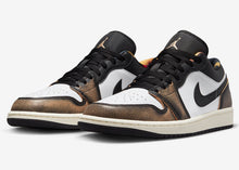 Cargar imagen en el visor de la galería, Air Jordan 1 Low “Wear Away”
