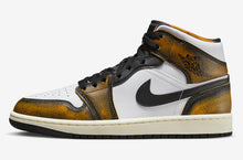 Cargar imagen en el visor de la galería, Air Jordan 1 Mid “Wear Away”