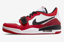 Cargar imagen en el visor de la galería, Jordan Legacy 312 Low “Chicago”