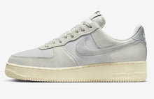 Cargar imagen en el visor de la galería, Nike Air Force 1 Low “Certified Fresh”