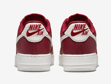 Cargar imagen en el visor de la galería, Nike Air Force 1 Low “Join Forces” Team Red