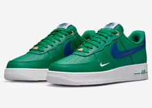 Cargar imagen en el visor de la galería, Air Force 1 Low “Malachite”