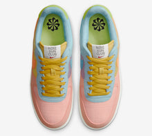 Cargar imagen en el visor de la galería, Nike Air Force 1 “Sun Club”