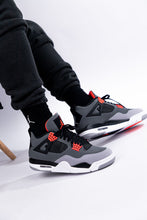 Cargar imagen en el visor de la galería, Air Jordan 4 Retro "Infrared"