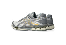 Cargar imagen en el visor de la galería, ASICS GEL-CUMULUS
